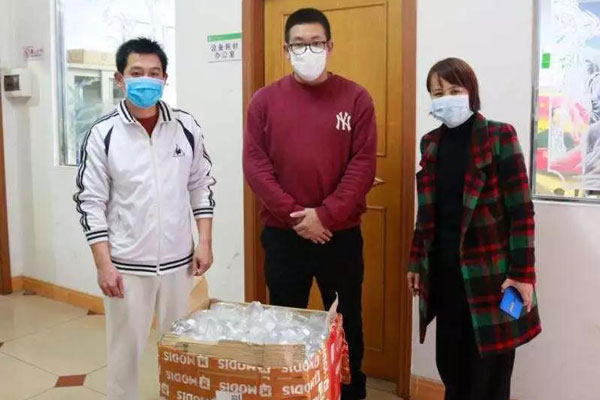 同舟共濟(jì)，共克時艱——榮業(yè)食品在行動