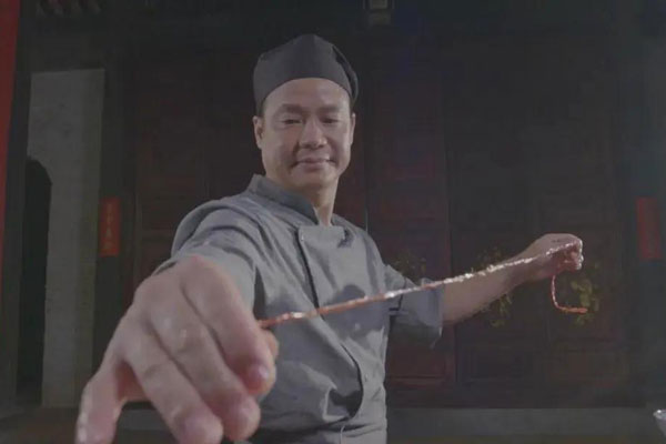 前文再續(xù)，書接上一回，搵食大BOSS終于現(xiàn)身啦！